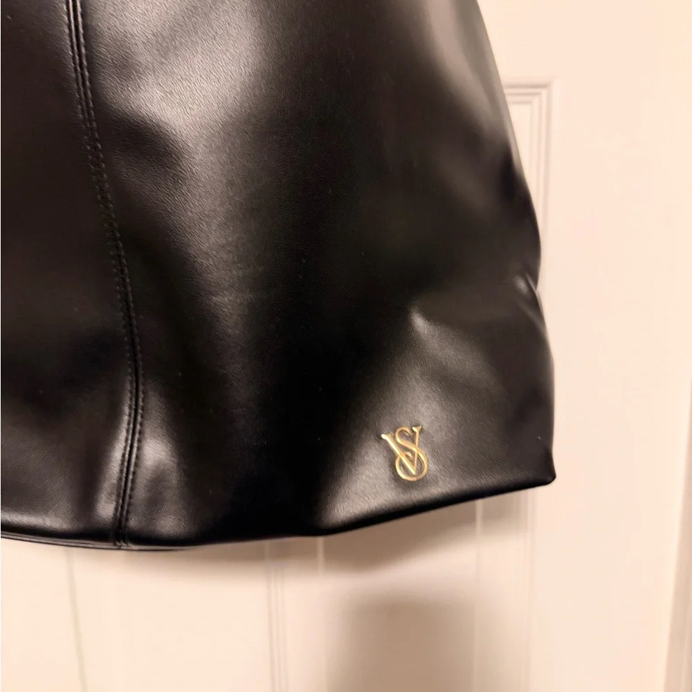 Victoria Secret Black Leather Women's Bag nwt - Picture 2 of 6